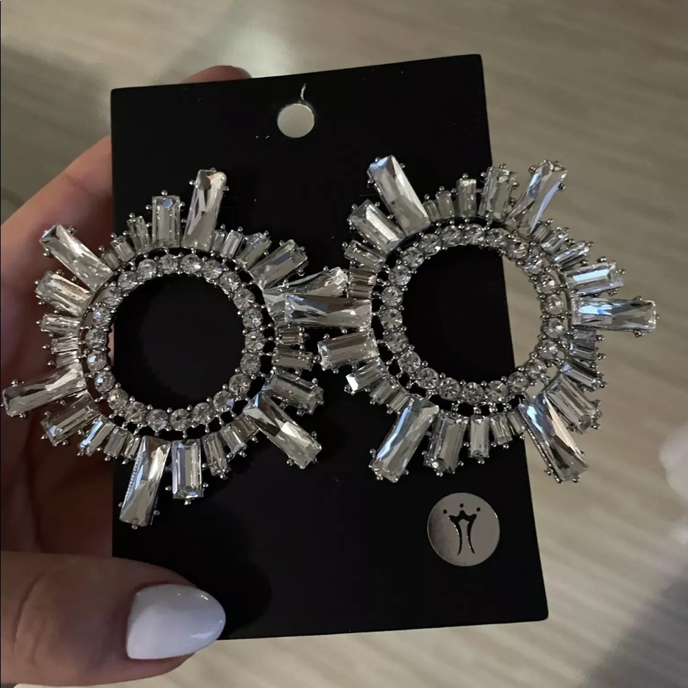 Large Statement earrings - Picture 5 of 8